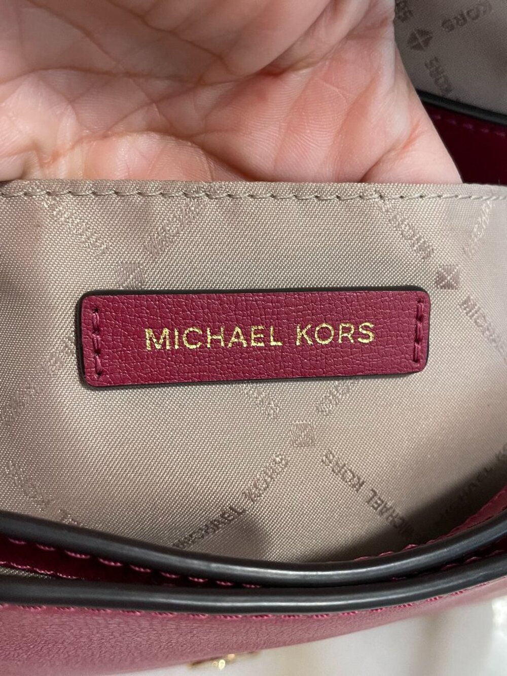 Michael Kors Ellis Medium Flap Messenger/Shoulder Bag Maroon Leather - Picture 11 of 15
